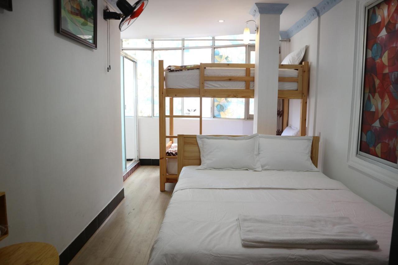 Loan Vo Hostel Ho Chi Minh City Exterior photo