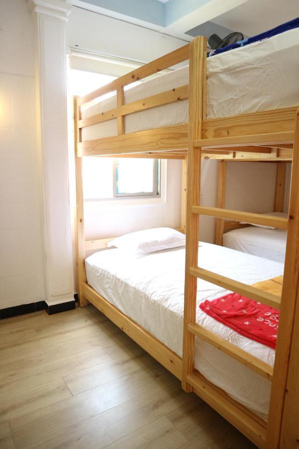 Loan Vo Hostel Ho Chi Minh City Exterior photo